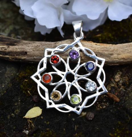 Pendentif 7 chakras et argent 925