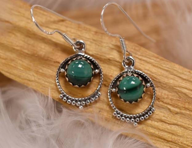 Boucles d'oreilles malachite et argent 925 favorisant la confiance en soi et anti-douleurs