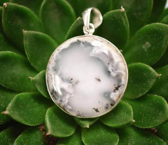 Pendentif agate dendritique et argent 925 Favorisant la reconnection  la nature